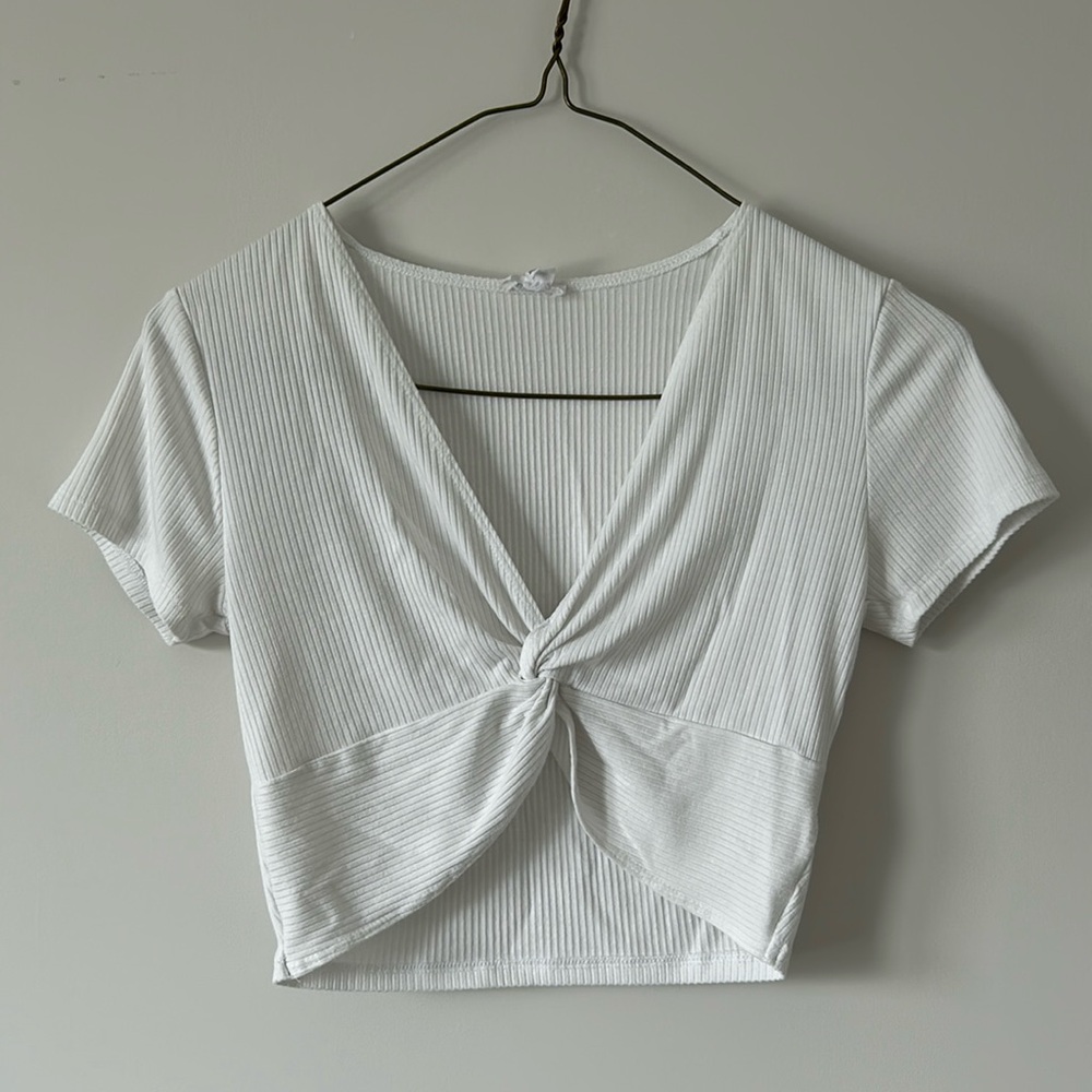 Garage Twist Front Cropped Tee